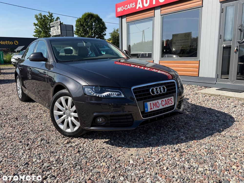 Audi A4 Limousine - 3