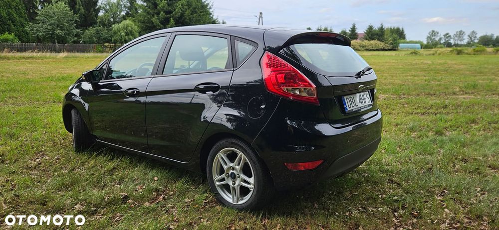 Ford Fiesta 1.4 TDCi Ambiente - 9