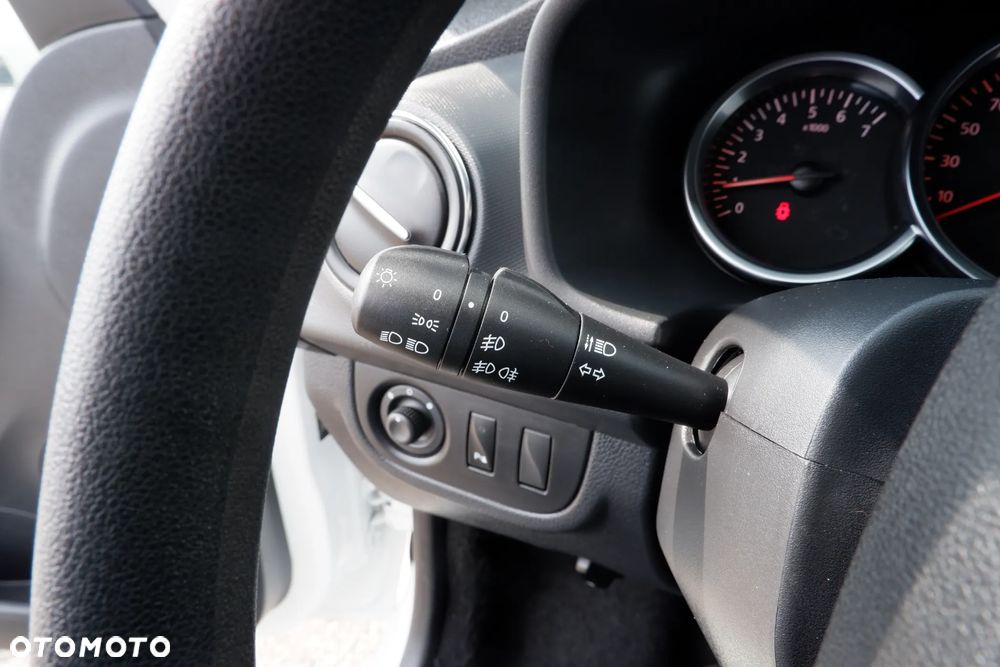 Dacia Sandero - 17