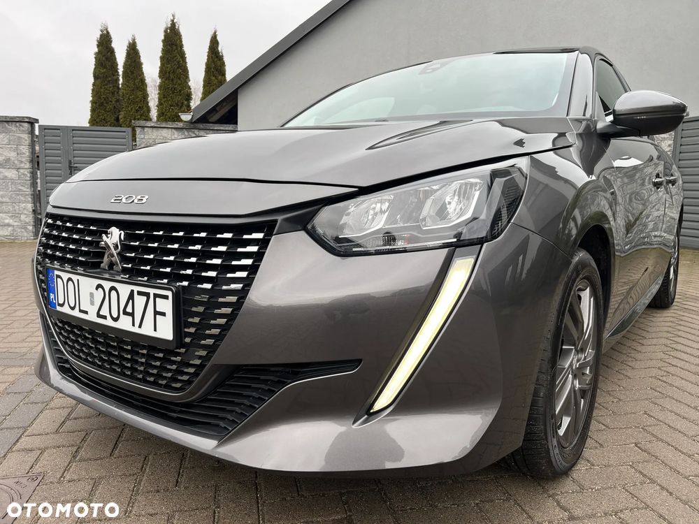 Peugeot 208 PureTech 100 EAT8 Allure - 3