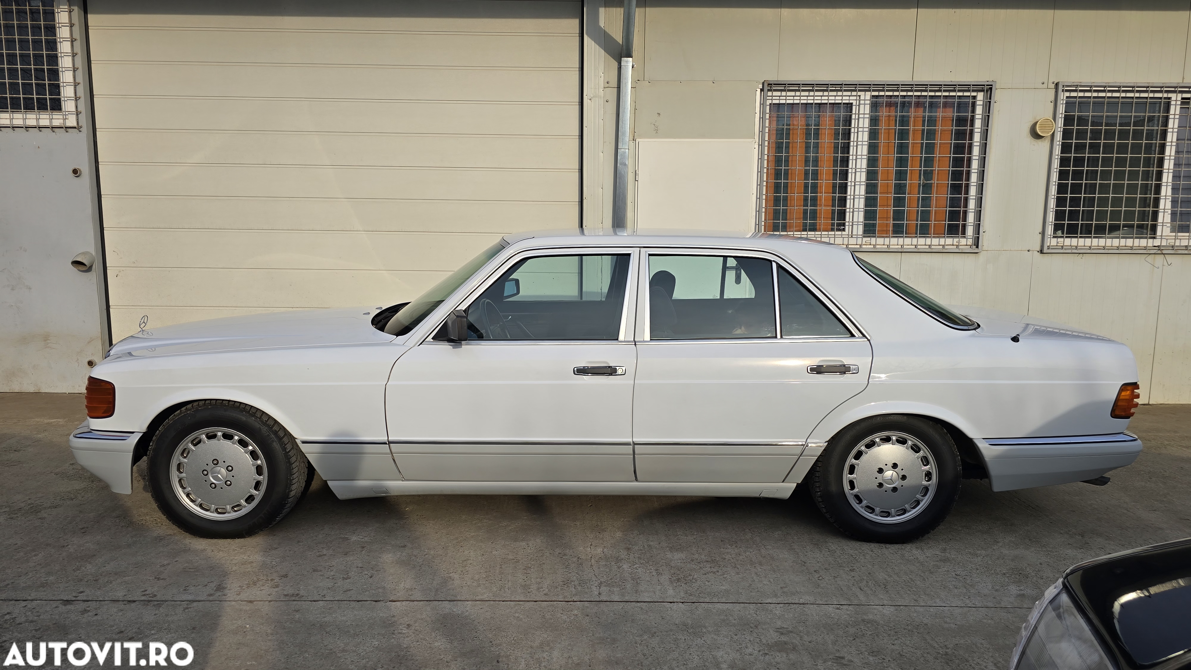 Mercedes-Benz W126 - 22