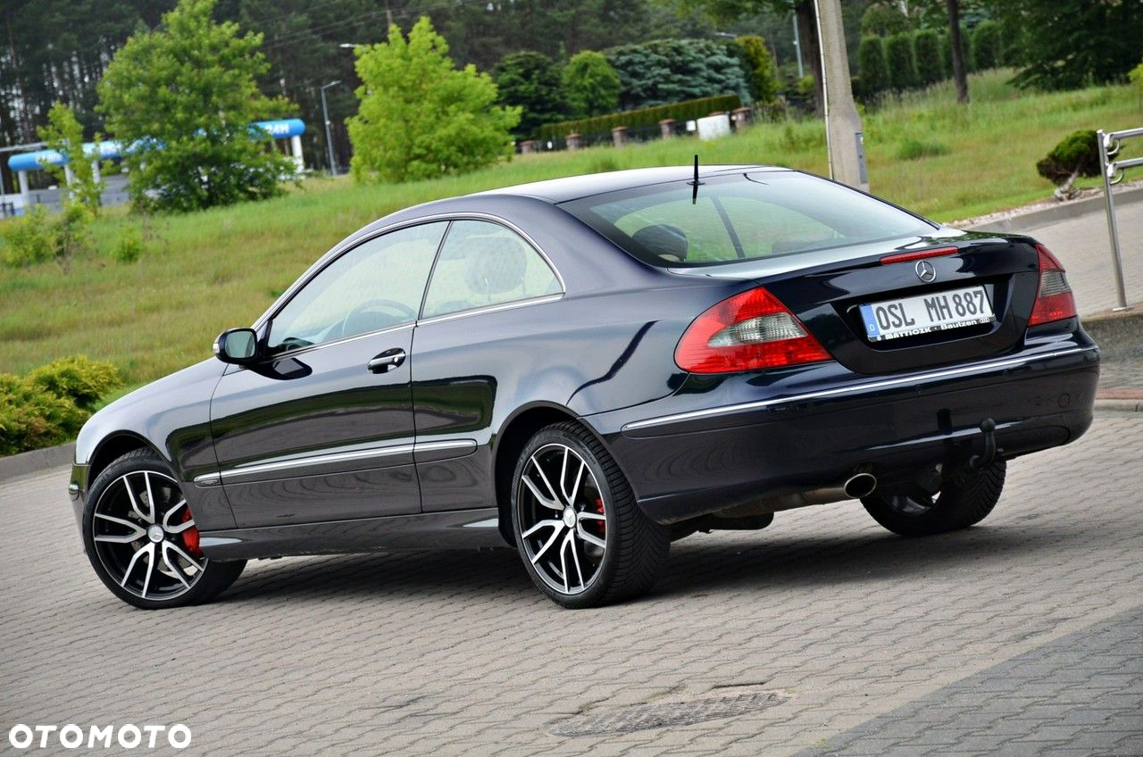 Mercedes-Benz CLK - 14