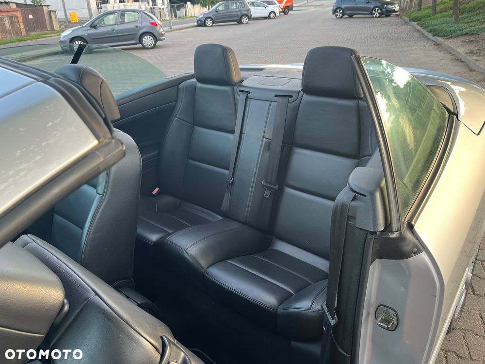 Peugeot 307 CC 2.0 HDi Intense - 13