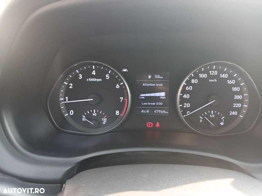 Hyundai i30 1.5 110CP 5DR M/T Highway - 10