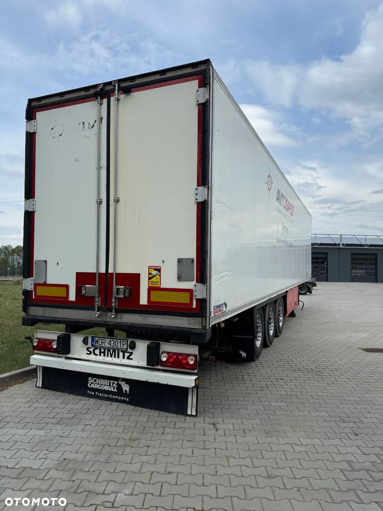 Schmitz Cargobull SKO24L - 12