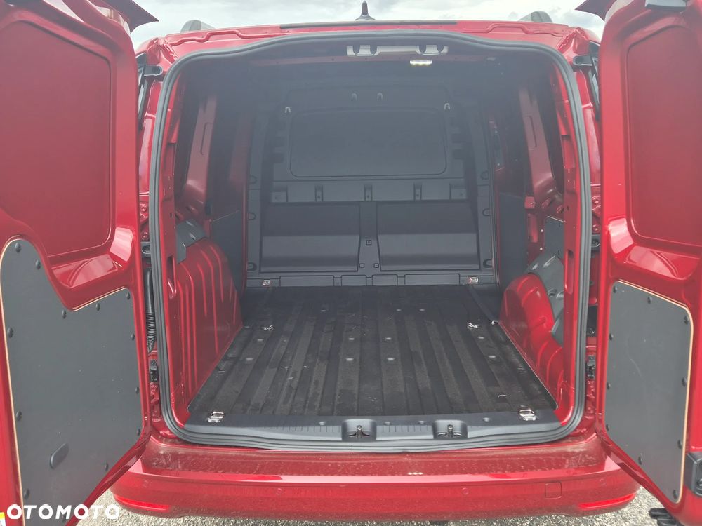 Volkswagen Caddy Cargo - 12