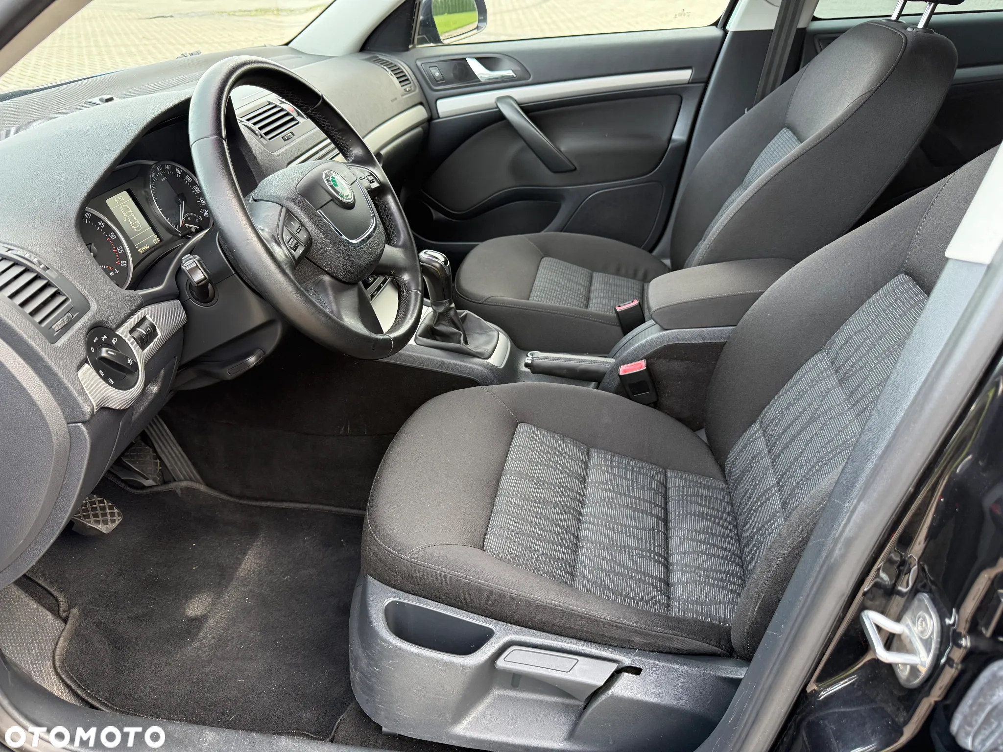 Skoda Octavia - 23
