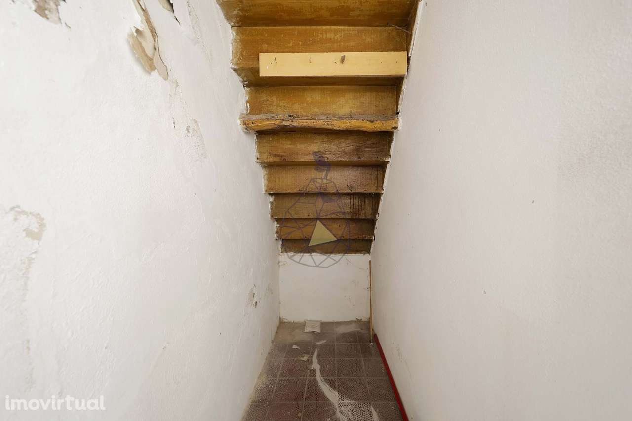 Oportunidade Única com Potencial de Reabilitação e Vista Rio no Centro - Grande imagem: 5/41