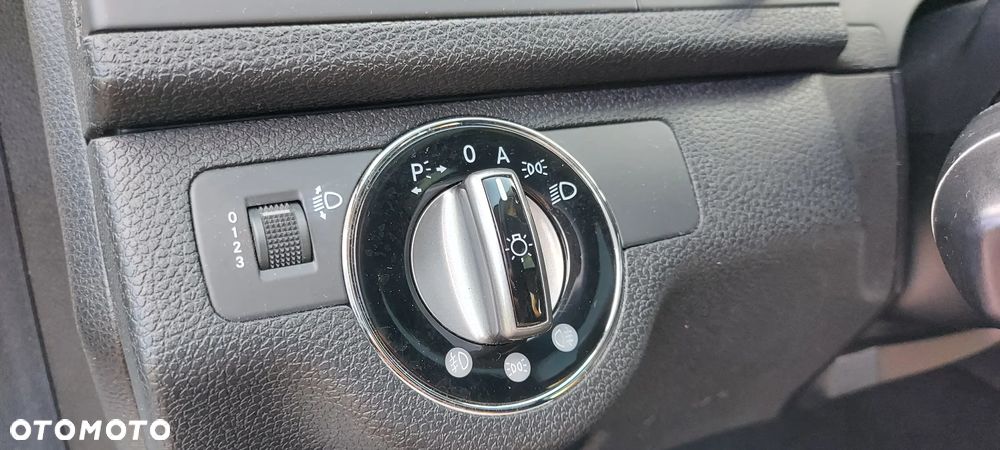 Mercedes-Benz Klasa C 200 Avantgarde Edition - 16