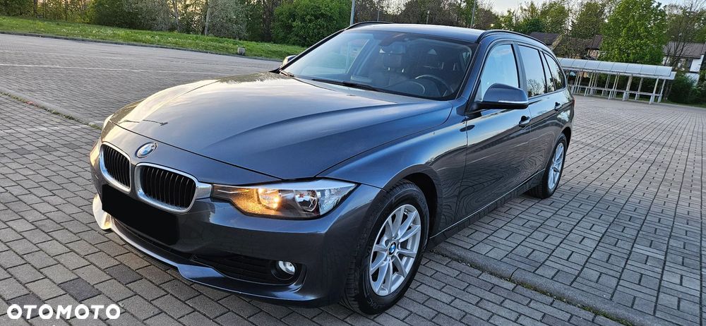 BMW Seria 3 316i Luxury Line - 2