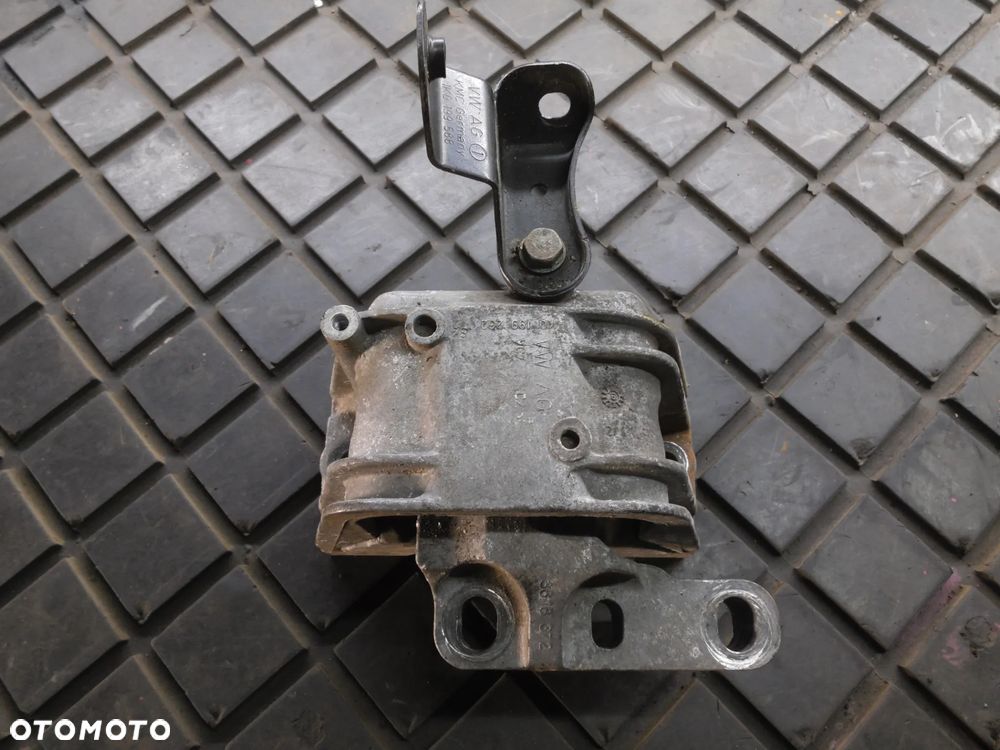 ŁAPA PODUSZKA SILNIKA PRAWA VW GOLF V 1.9 TDI 1K0199262BA - 1