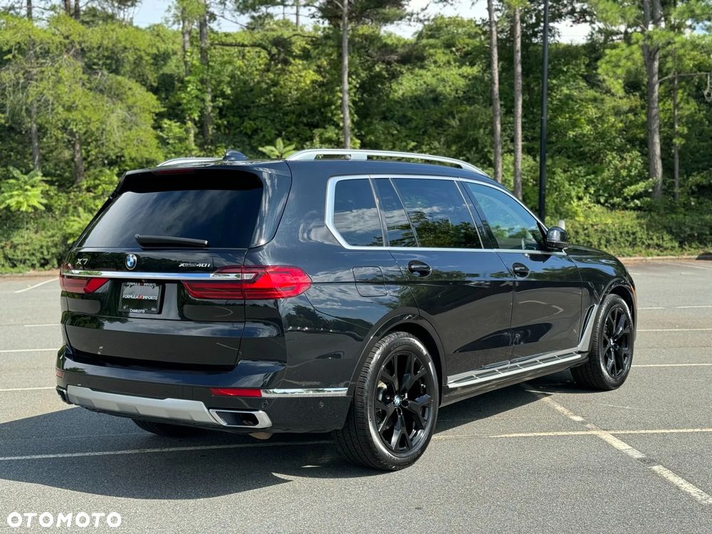 BMW X7 xDrive40i - 11