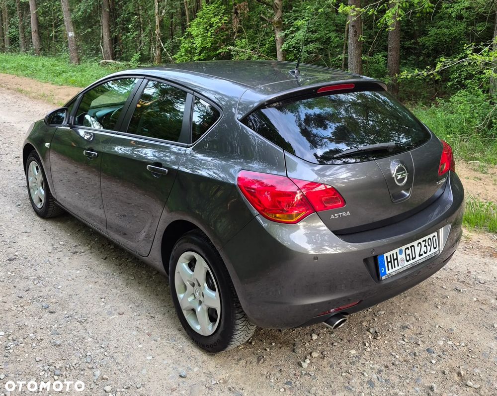 Opel Astra 1.4 Turbo - 18
