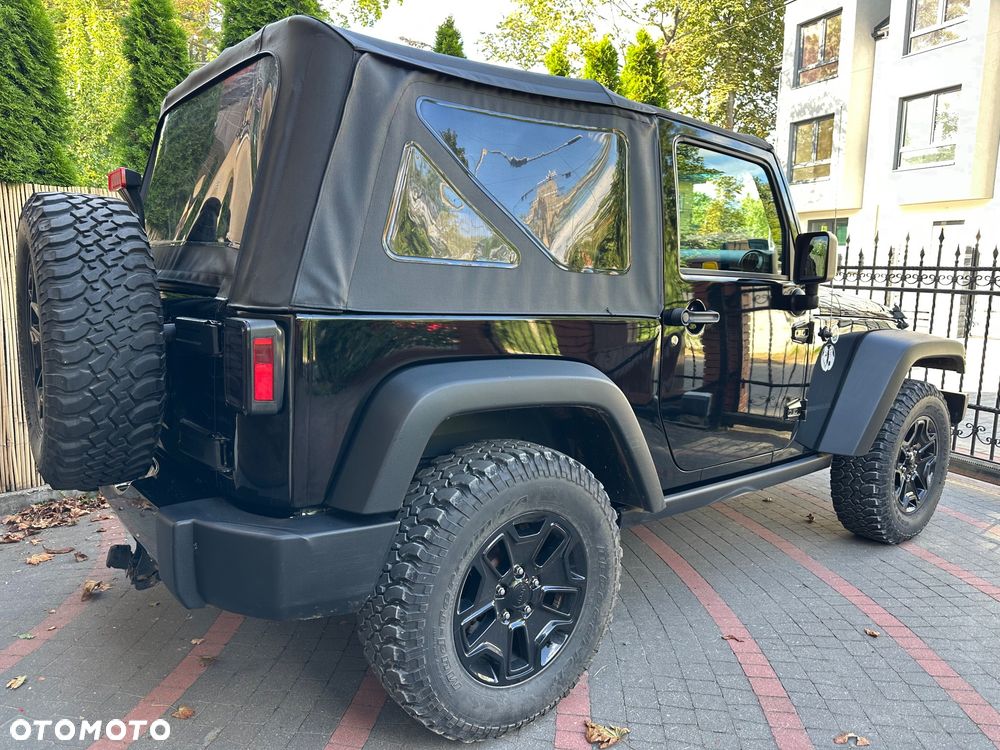 Jeep Wrangler - 4