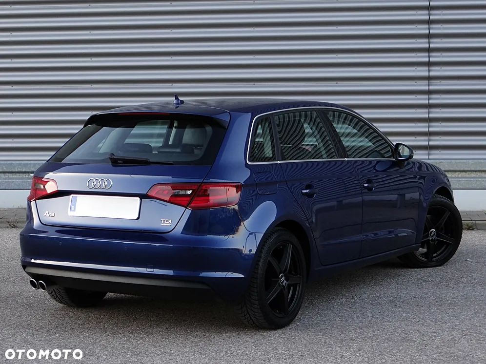 Audi A3 Sportback 2.0 TDI quattro Attraction - 15