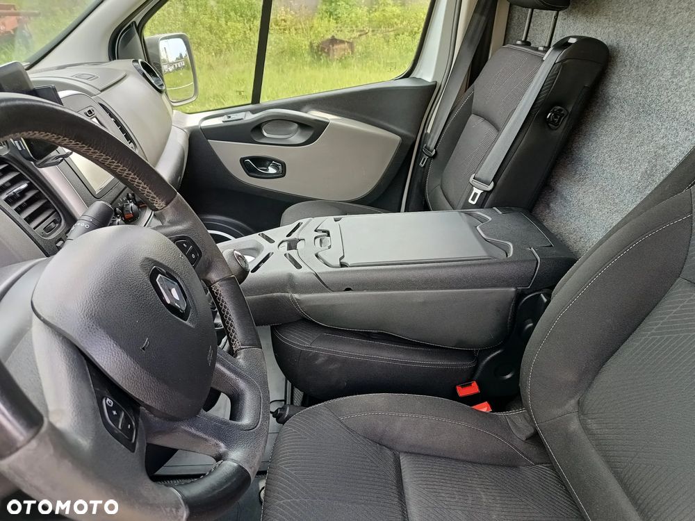 Renault Trafic L2H1 1.6 diesel 140kM 2014rok WEBASTO, CZUJNIKI PARKOWANIA, HAK, BAGAŻNIK DACHOWY, drzwi przesuwne z obu stron, stan BDB, BEZWPADKOWY! - 33