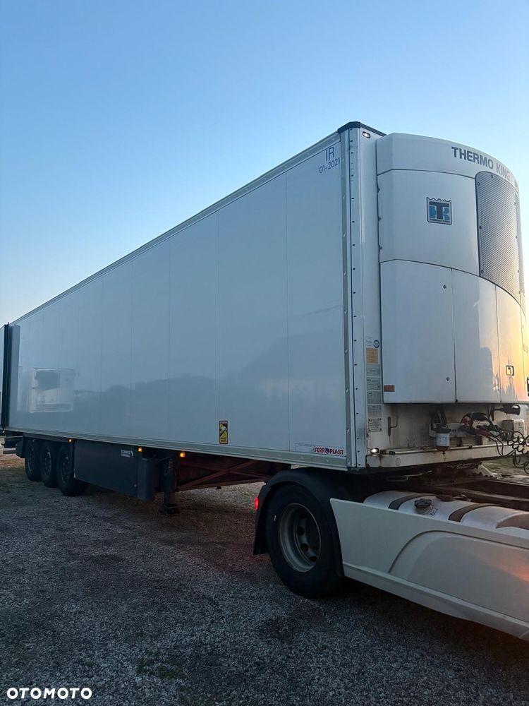 Schmitz Cargobull - 4