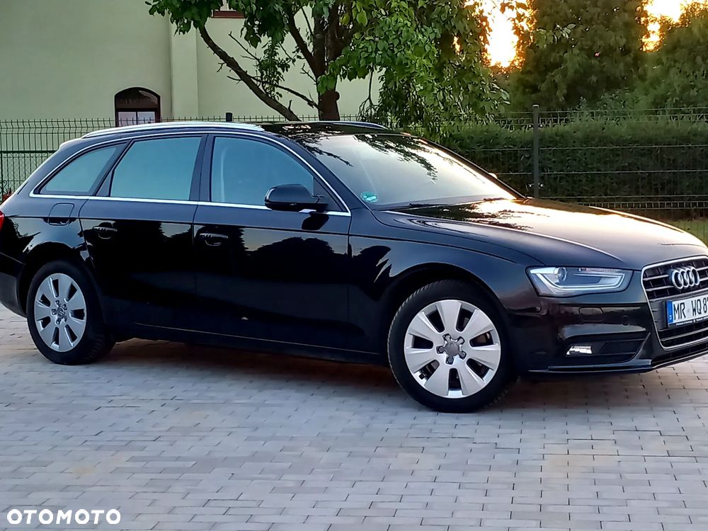 Audi A4 Avant 2.0 TDI - 11