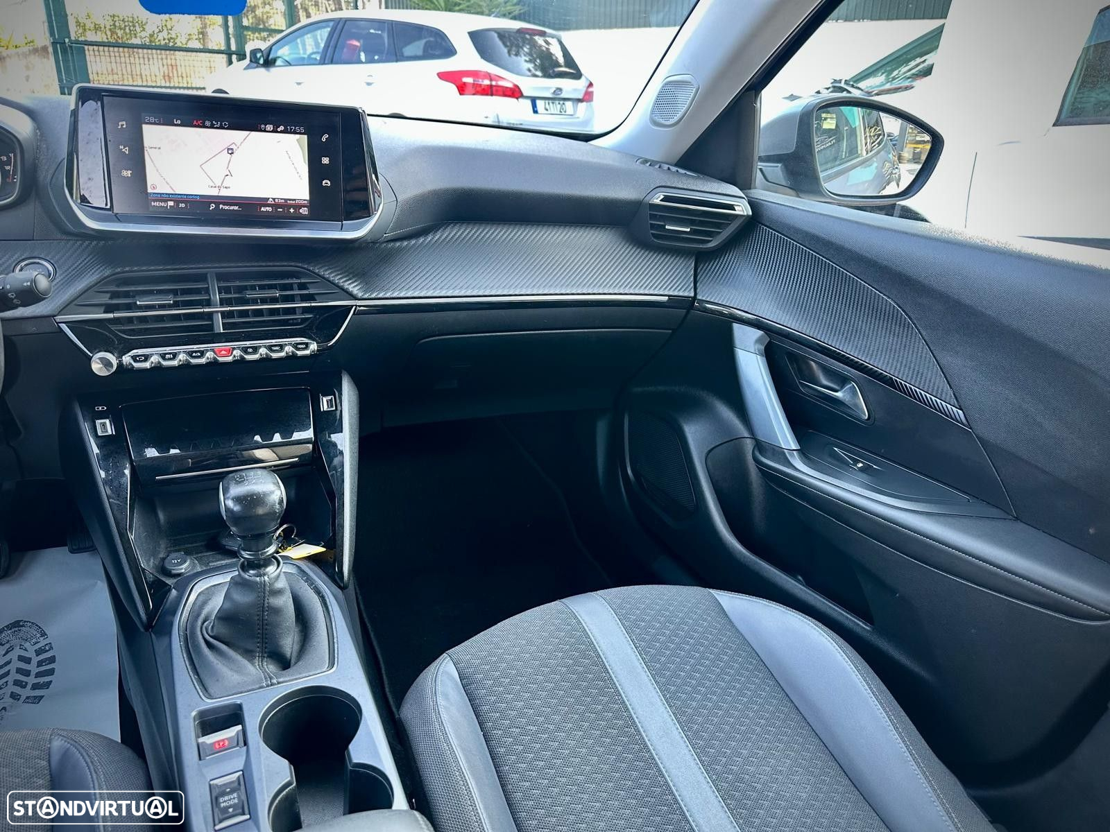 Peugeot 2008 PureTech 100 Allure - 11