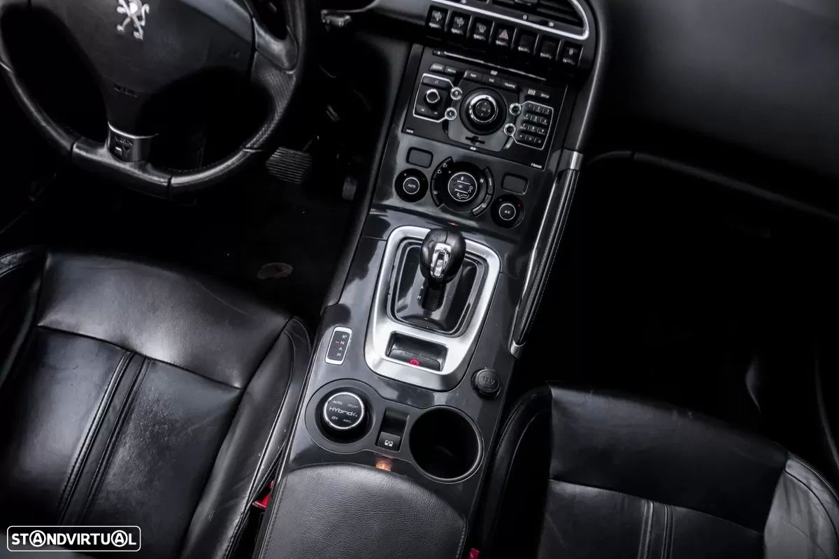 Peugeot 3008 2.0 HDi Hybrid4 - 39