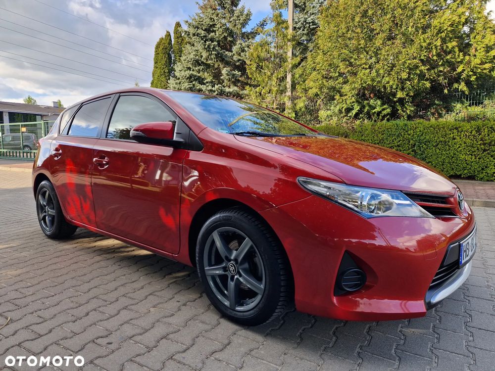 Toyota Auris - 14