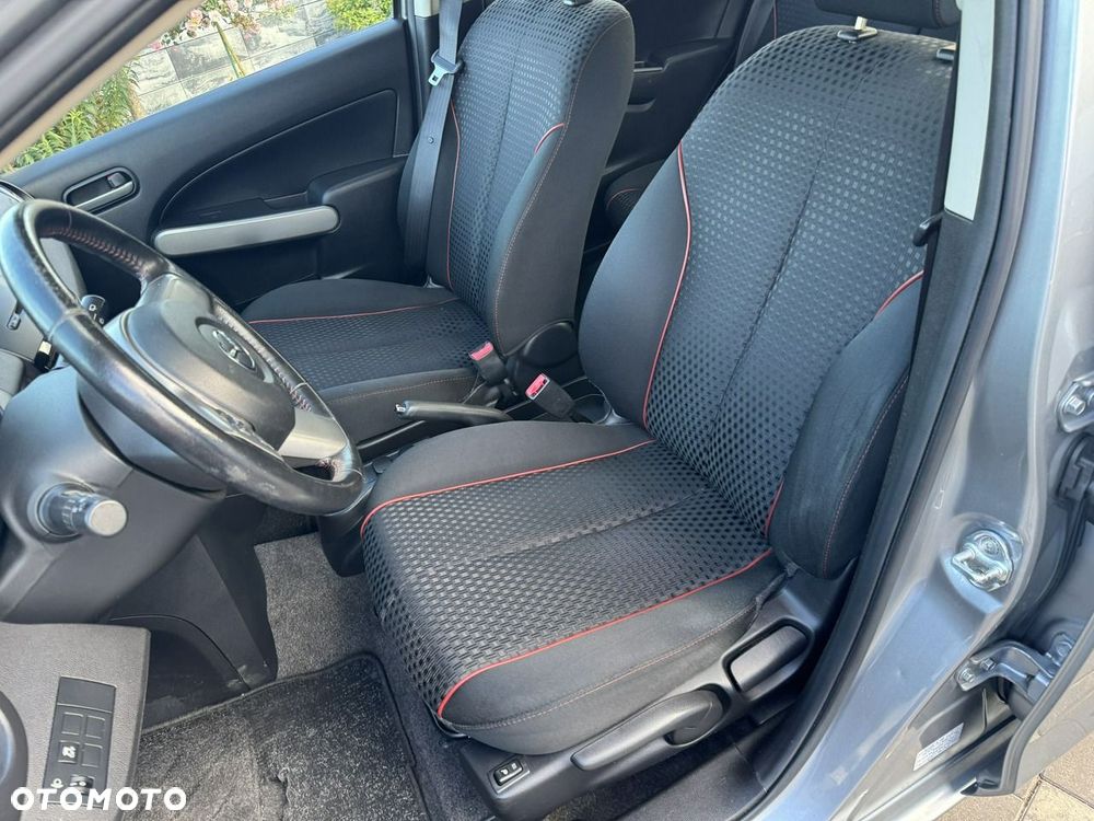 Mazda 2 - 15