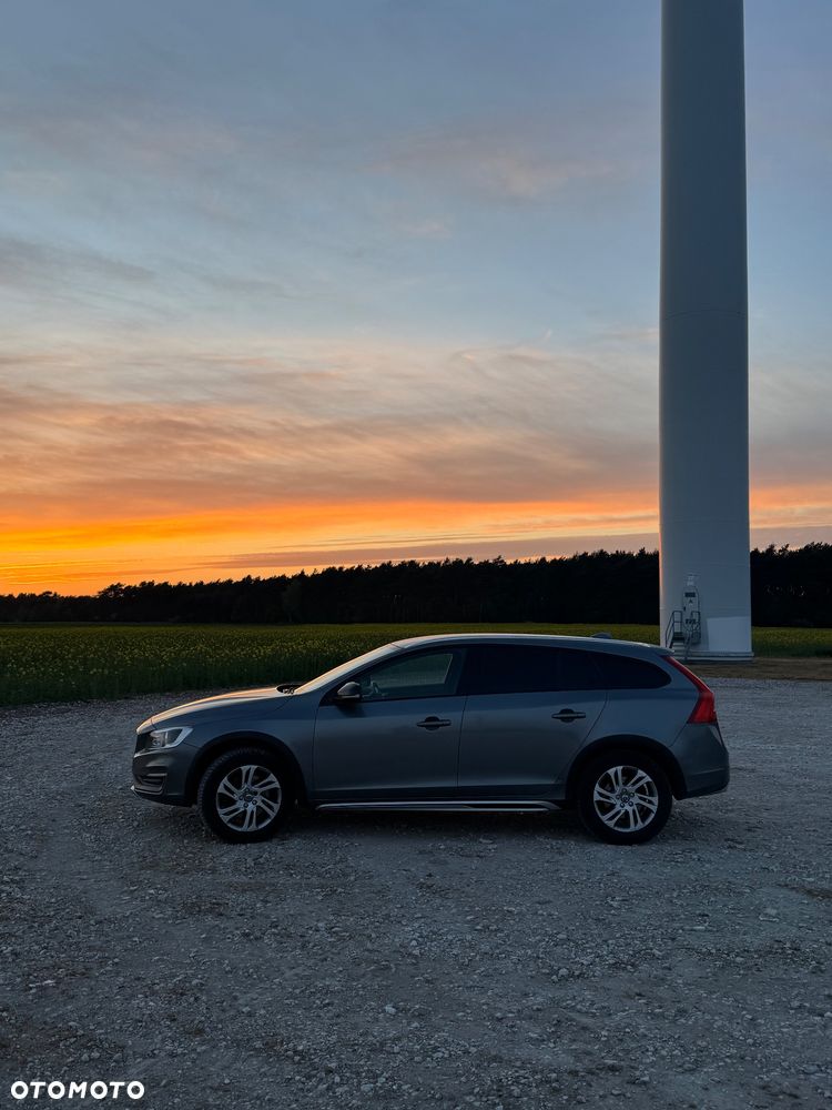 Volvo V60 Cross Country