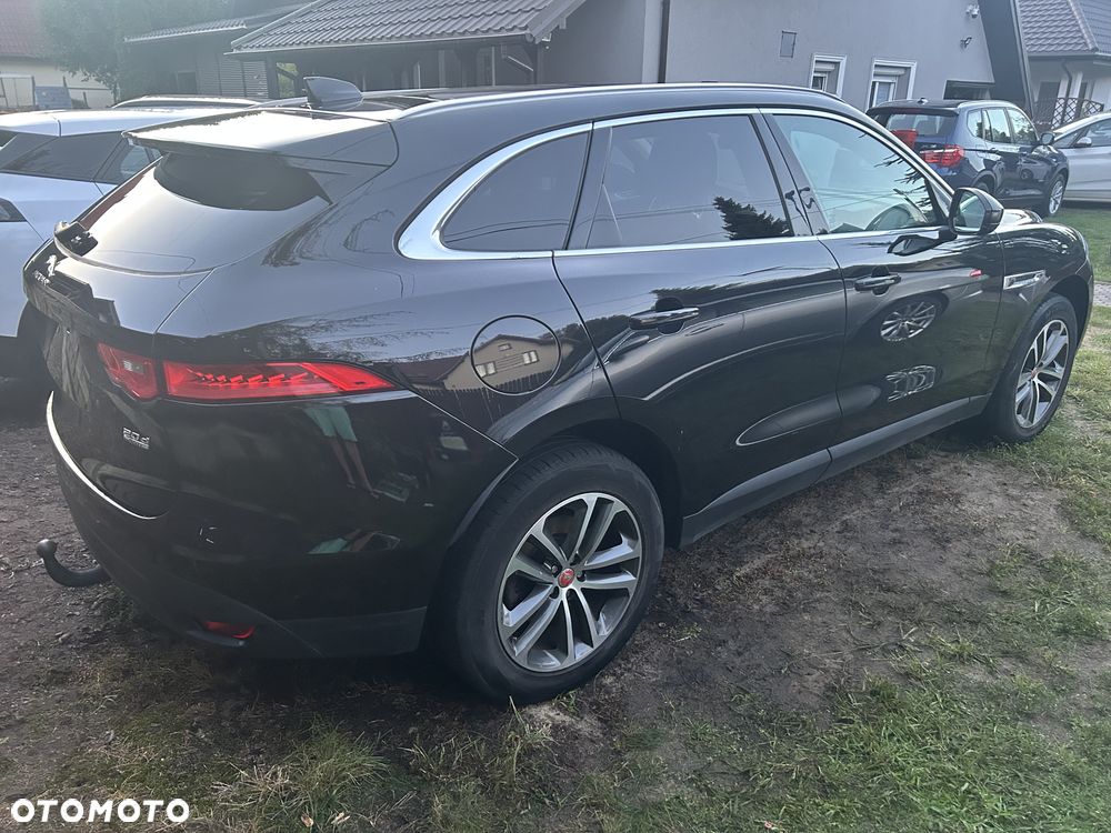 Jaguar F-Pace 20d AWD R-Sport - 6