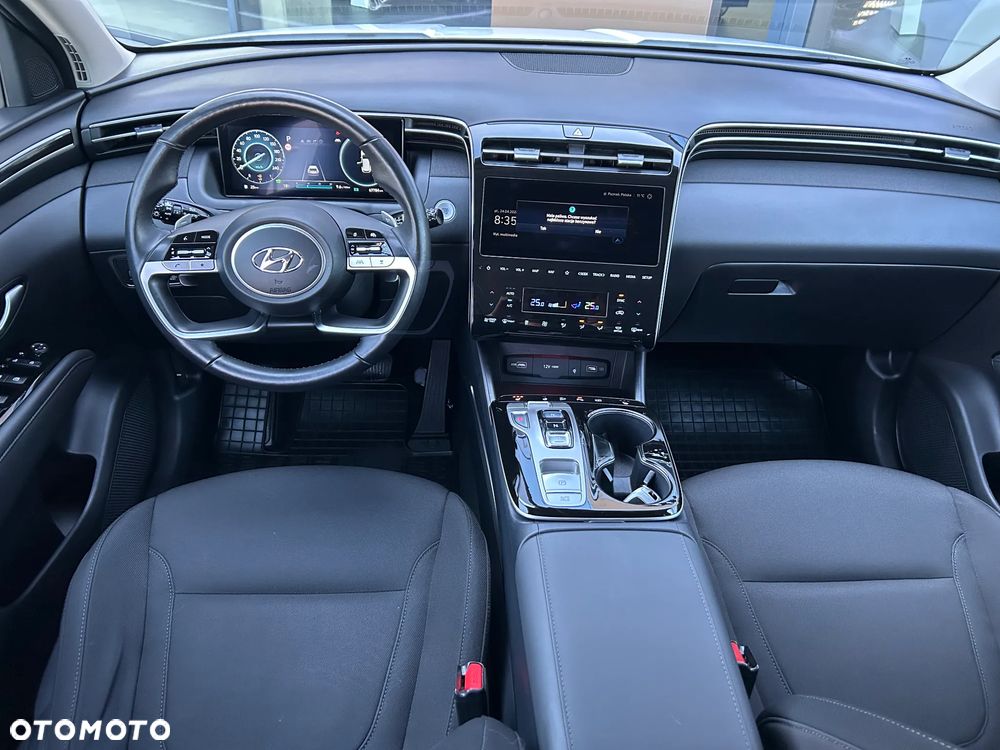 Hyundai Tucson 1.6 T-GDi HEV Executive 2WD - 18