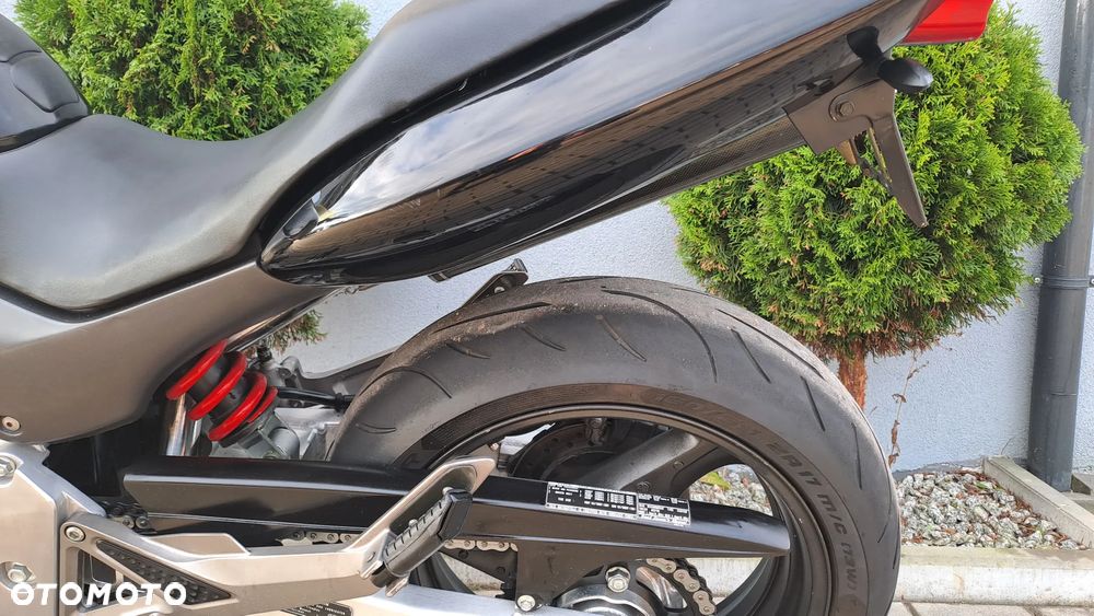 Honda Hornet - 30