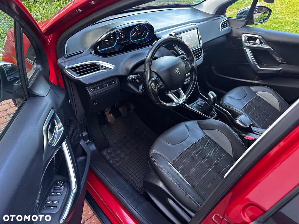 Peugeot 2008 PureTech 82 Allure - 20
