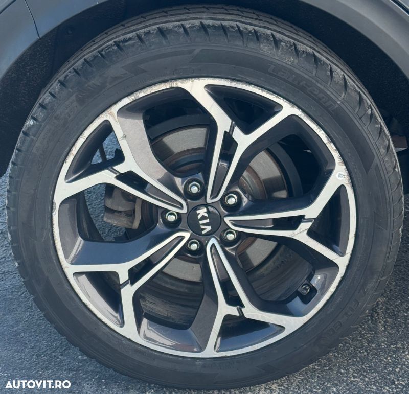 Kia Sportage - 12