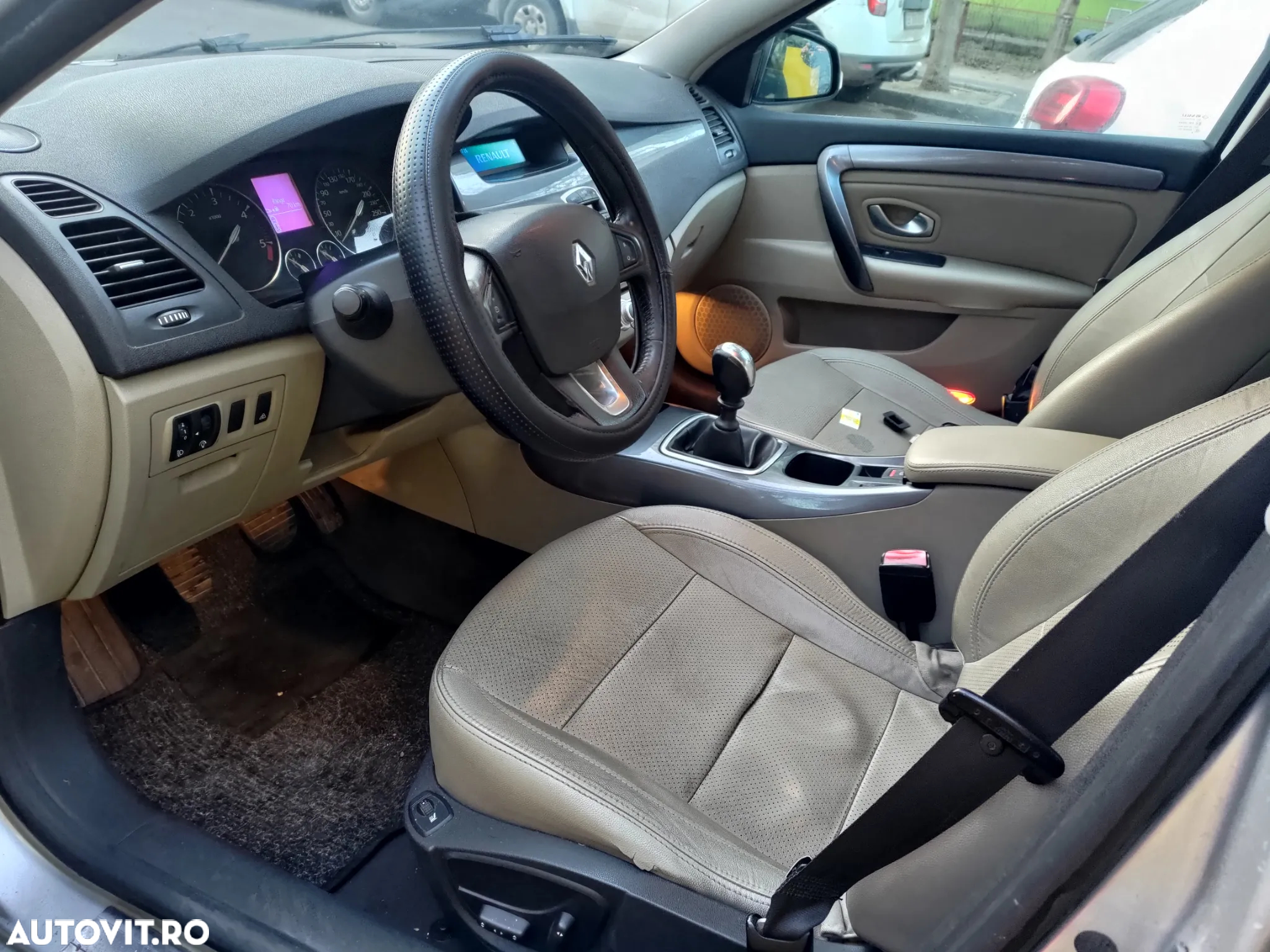 Renault Laguna - 17