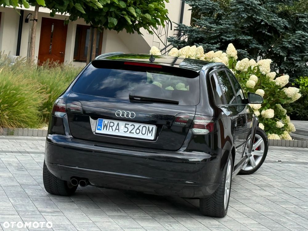 Audi A3 Sportback 2.0 TDI DPF quattro S line Sportpaket plus - 7
