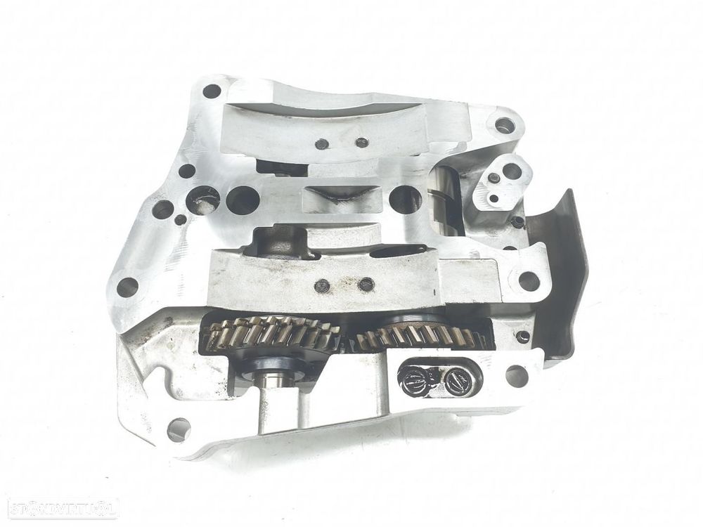 BOMBA DE ÓLEO TOYOTA RAV4 A3 - 1