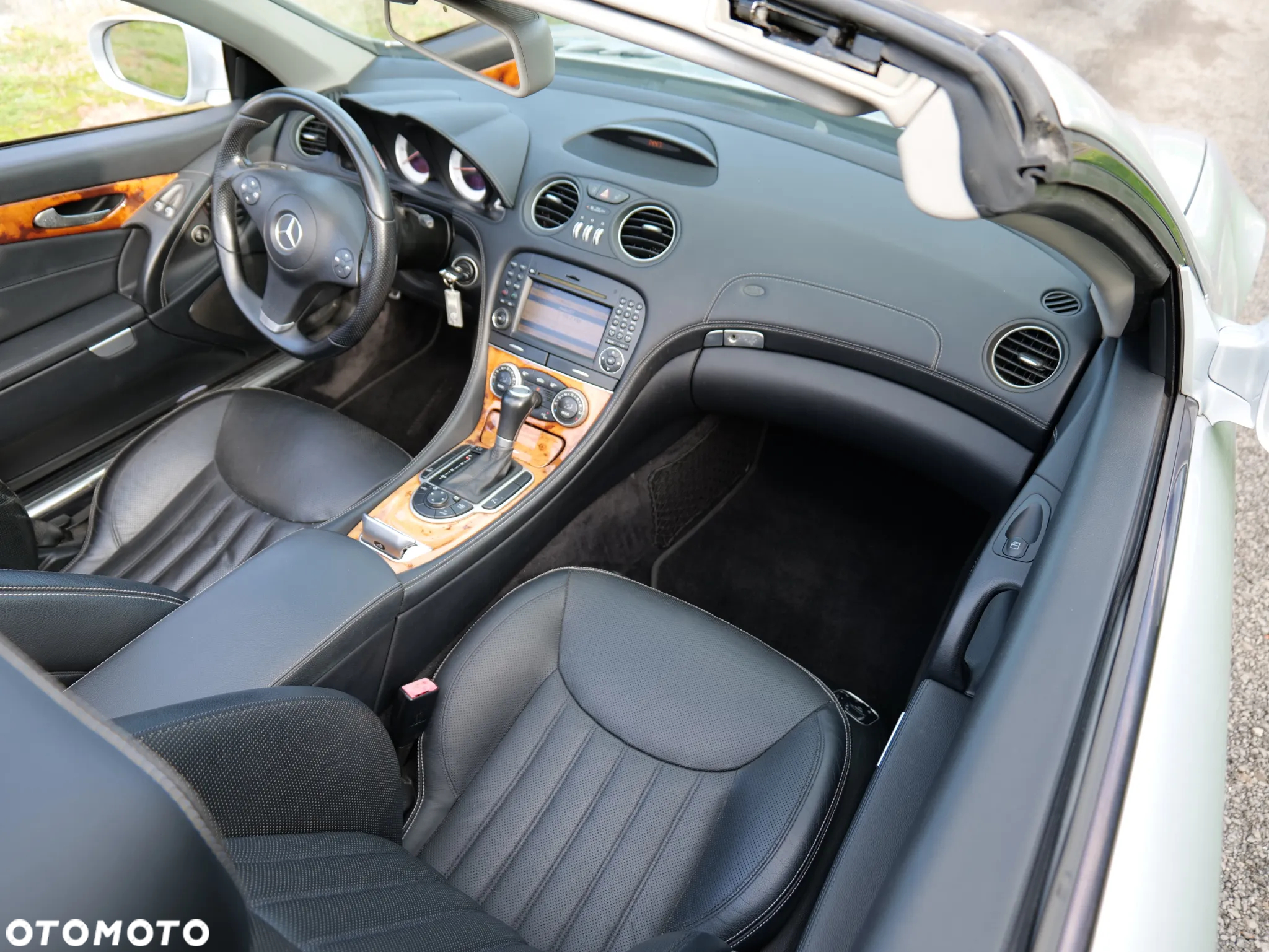 Mercedes-Benz SL - 14