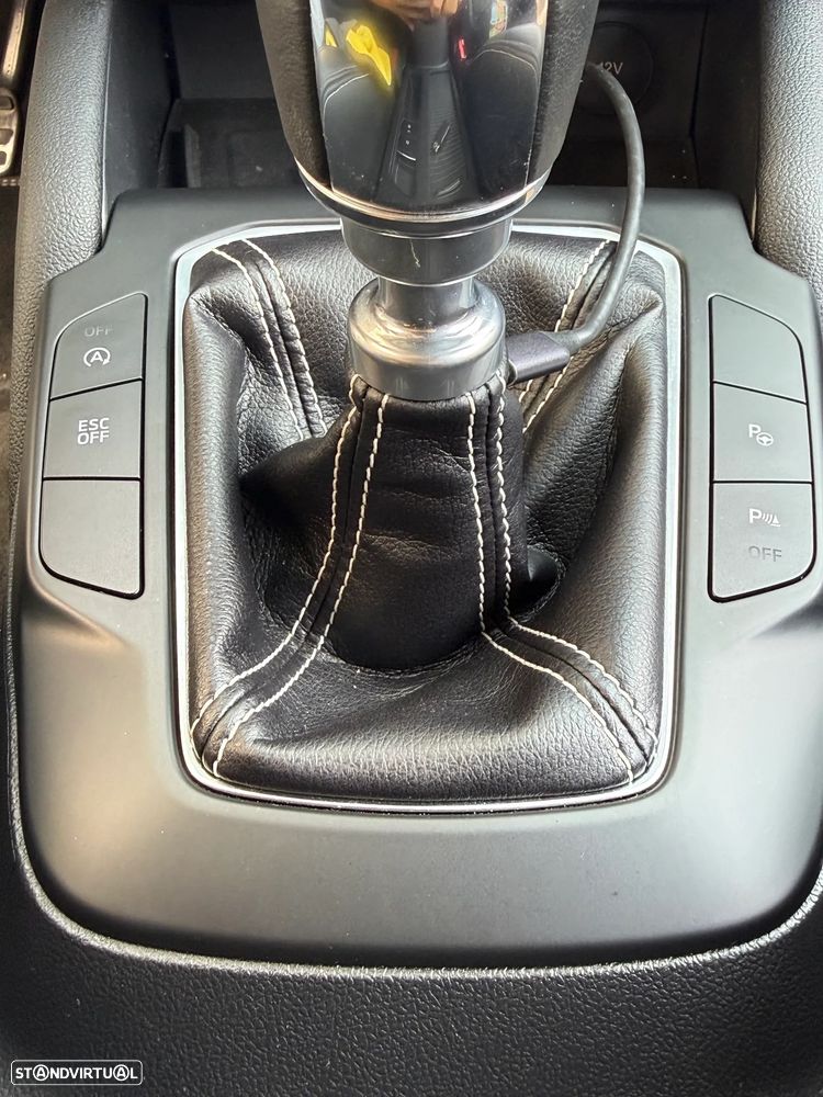 Ford Focus 2.3 EcoBoost S&S ST - 20