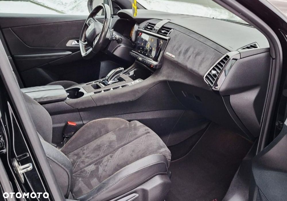 DS Automobiles DS 7 Crossback - 14