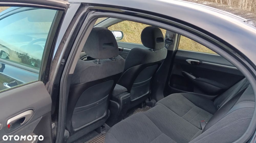 Honda Civic 1.8 Executive - 13