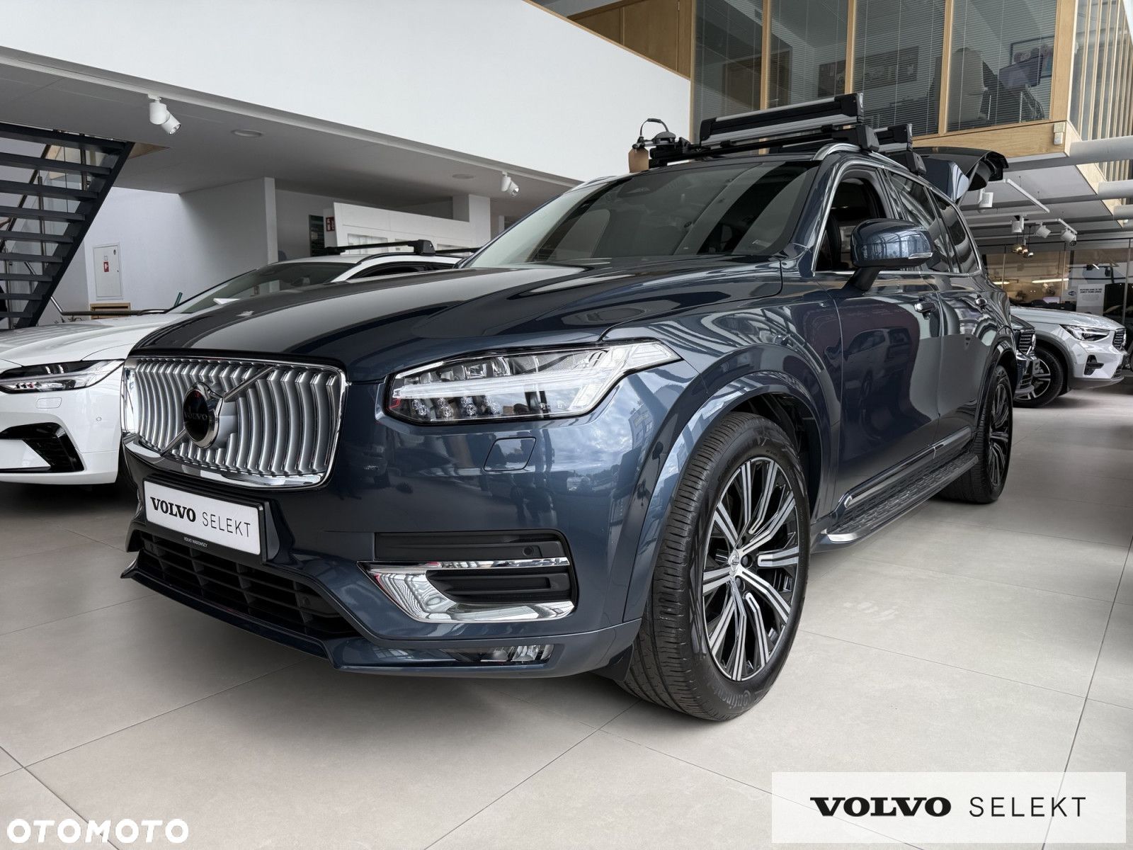 Volvo XC 90 - 1