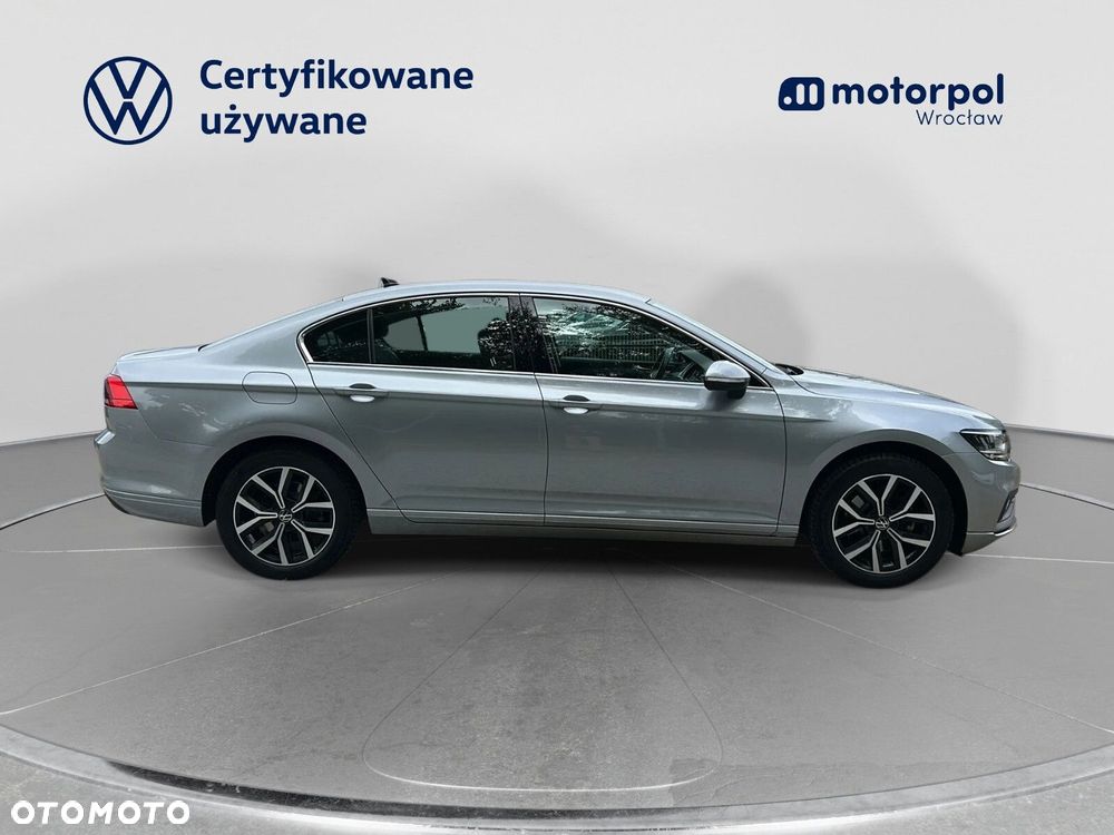 Volkswagen Passat 2.0 TSI Business DSG - 17