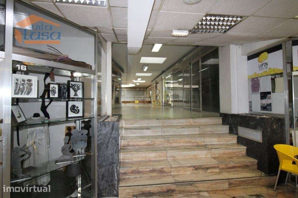 Excelente Oportunidade de Negócio! Loja à Venda no Centro Comercial... - Grande imagem: 2/10