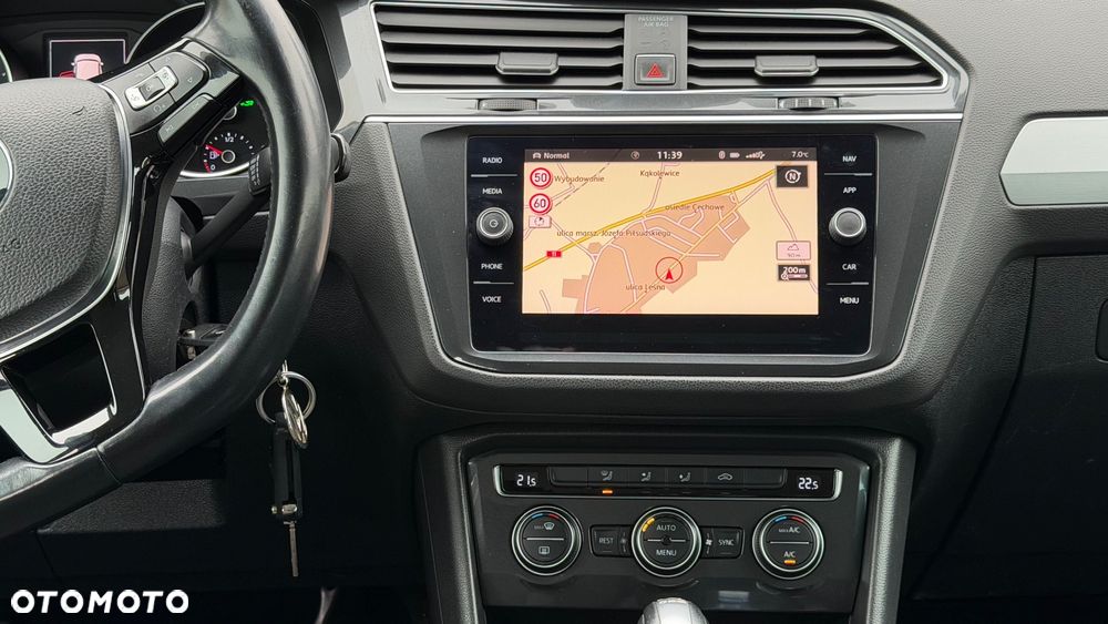 Volkswagen Tiguan 2.0 TDI SCR 4MOTION (BlueMotion Techn.) DSG Highline - 29