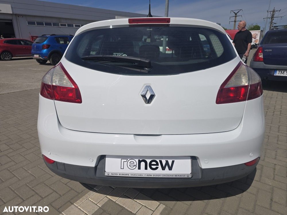 Renault Megane ENERGY dCi 110 Start & Stop Dynamique - 9