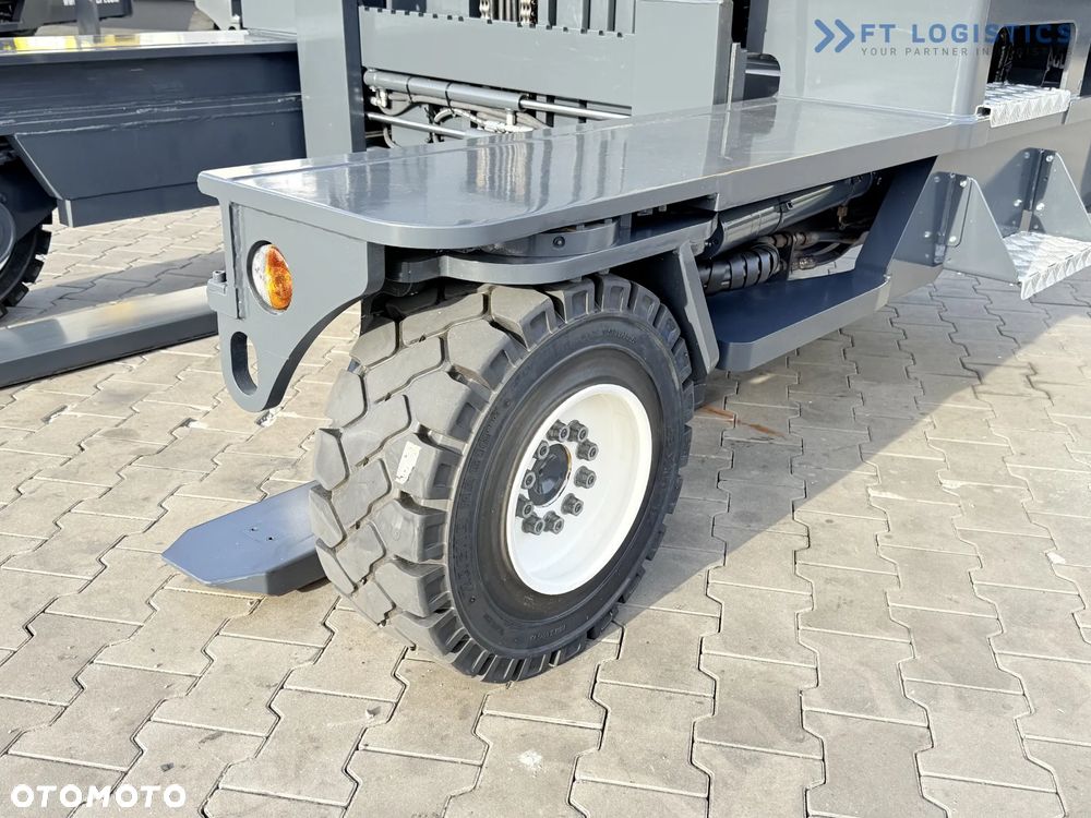 Combilift WÓZEK CZTEROKIERUNKOWY - WIELOKIERUNKOWY / C5000XL / GAS / TRIPLEX 6000MM / WOLNY SKOK / POZYCJONER WIDEŁ / OGRZEWANIE / WYSUWNE WIDŁY 1200/2000MM / PEŁNA OGRZEWANA KABINA / STAN IDEALNY / Szeroka oferta wózków czterokierunkowych i bocznych, dopasowanych do różnorodnych potrzeb i zastosowań - 5