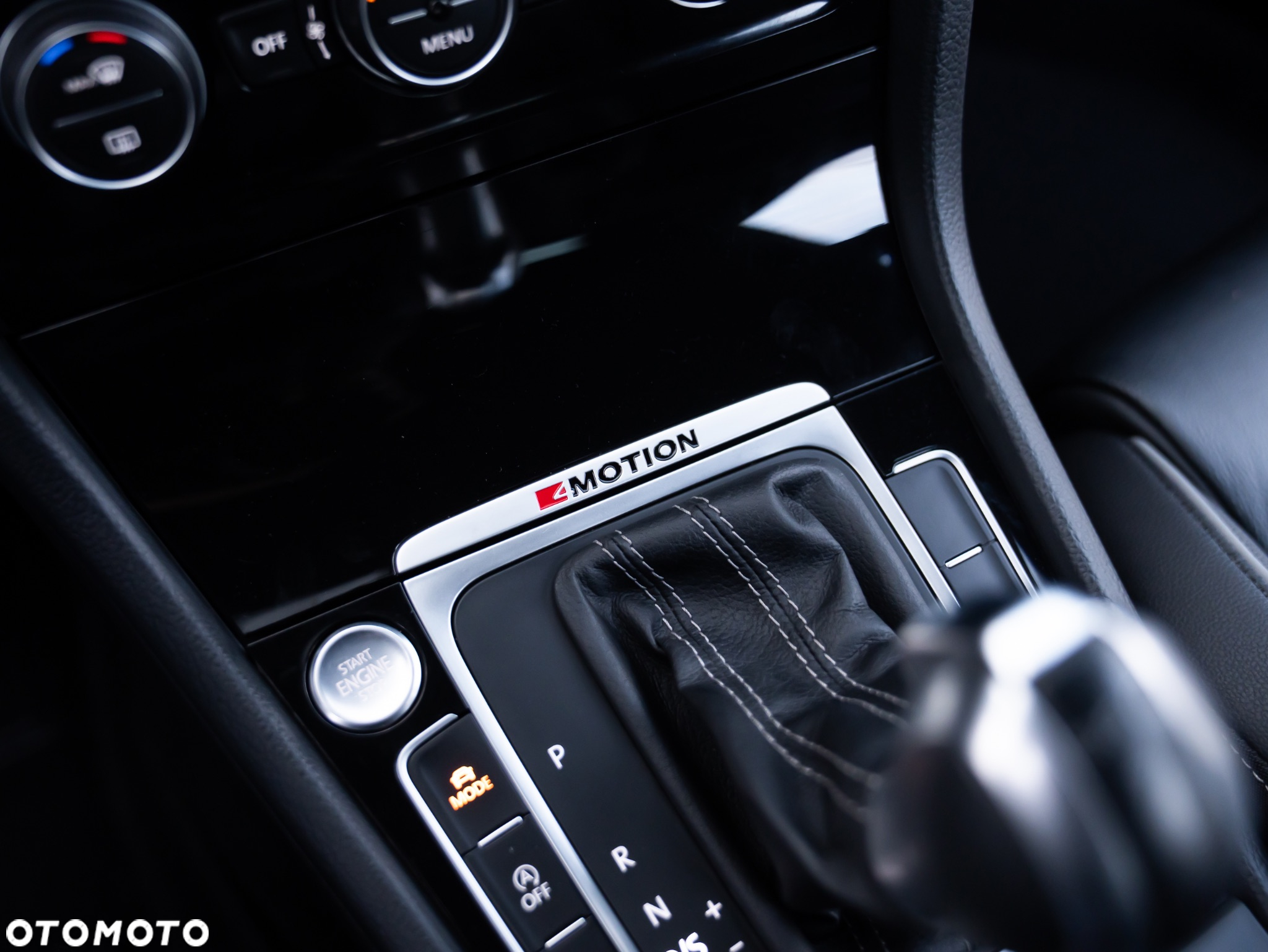 Volkswagen Golf - 37