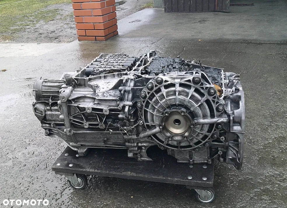 Skrzynia biegów DGH M0136261 F171A 4980022969 FERRARI GTB296 3.0 V6 - 2