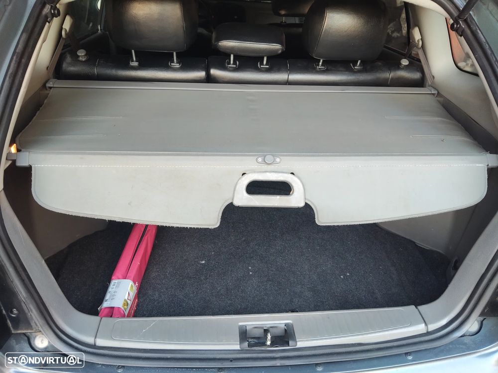 Kia Rio SW 1.3 LS - 16