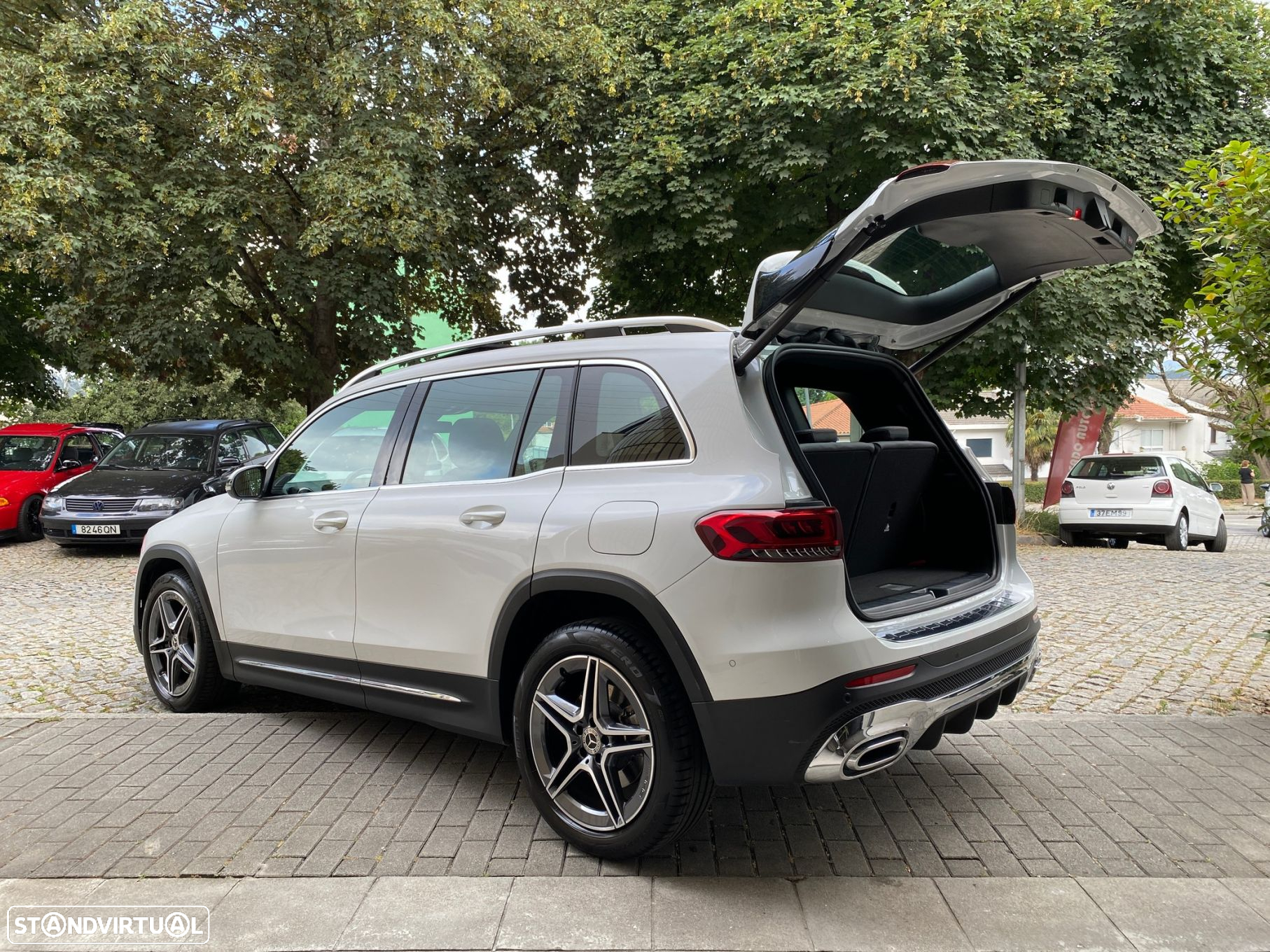 Mercedes-Benz GLB 180 d AMG Line - 28