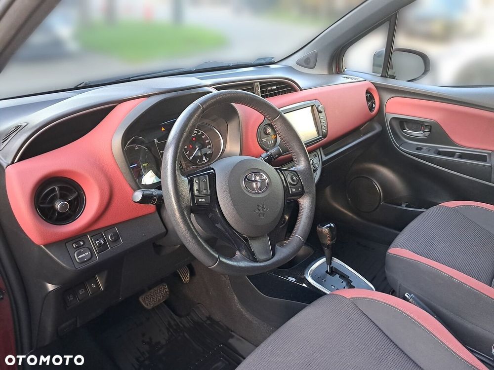 Toyota Yaris - 5